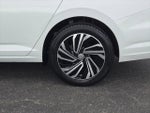 2020 Jetta Thumbnail 16