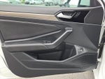 2020 Jetta Thumbnail 19