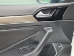 2020 Jetta Thumbnail 20