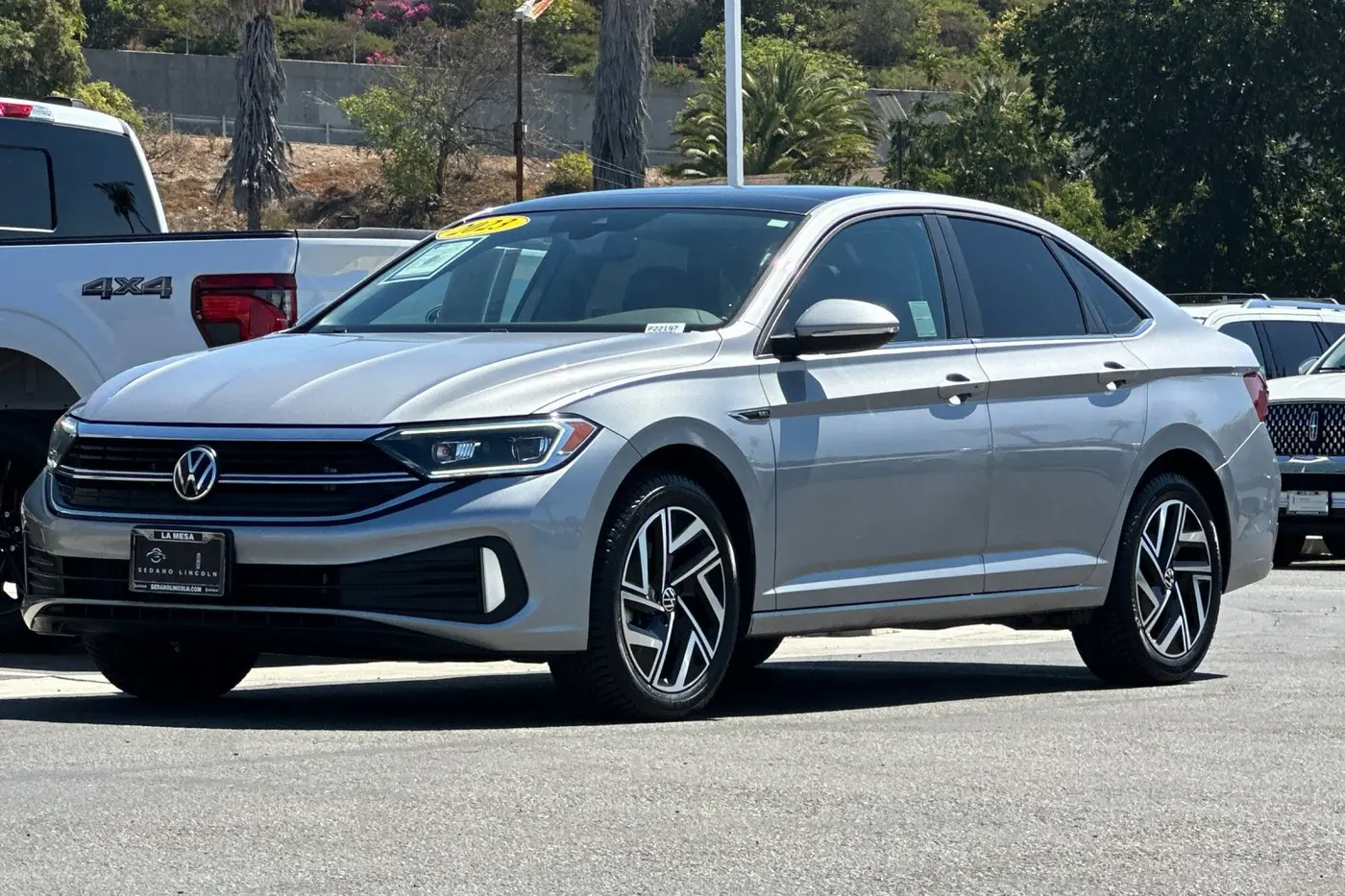 2023 Volkswagen Jetta - $22,900