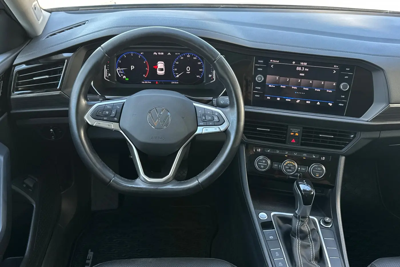 2023 Volkswagen Jetta - $22,900