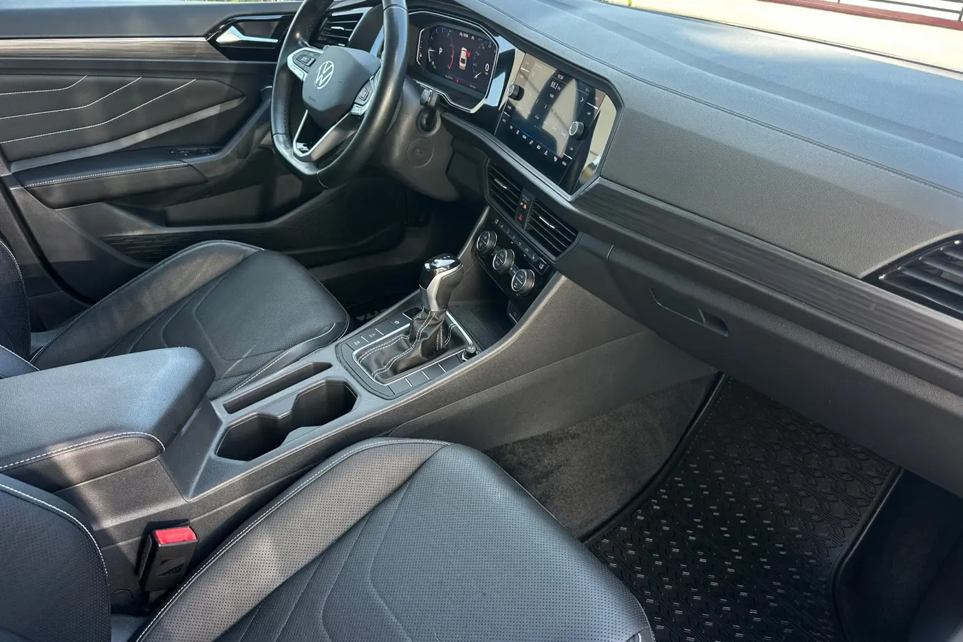 2023 Volkswagen Jetta - $22,900