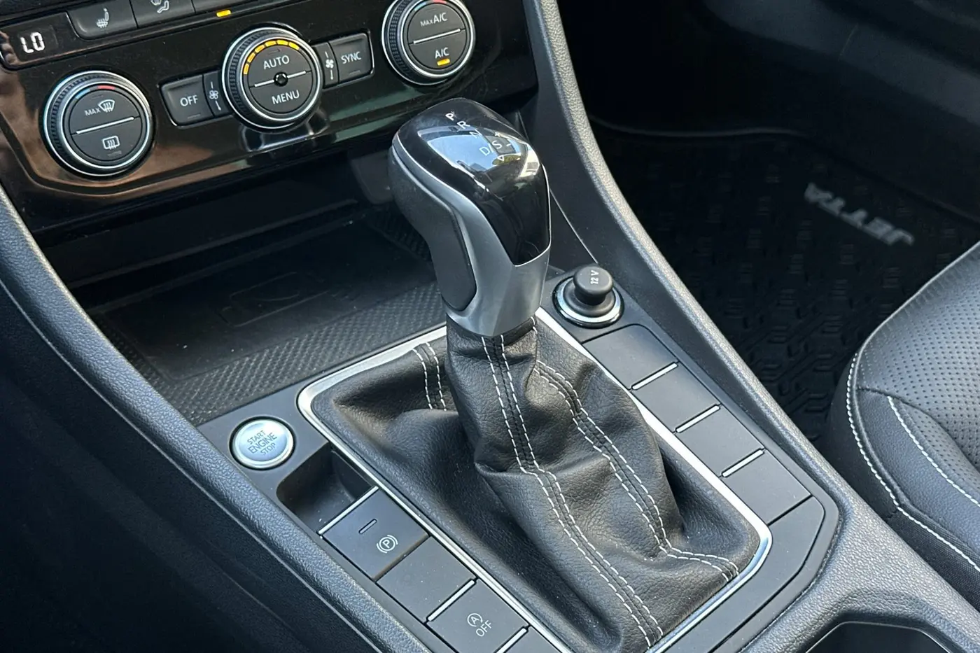 2023 Volkswagen Jetta - $22,900