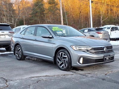 2023 Volkswagen Jetta SEL 4DR Sedan