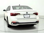 2023 Jetta Thumbnail 5