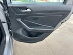 2022 Jetta Thumbnail 17