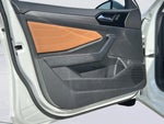 2024 Jetta Thumbnail 9