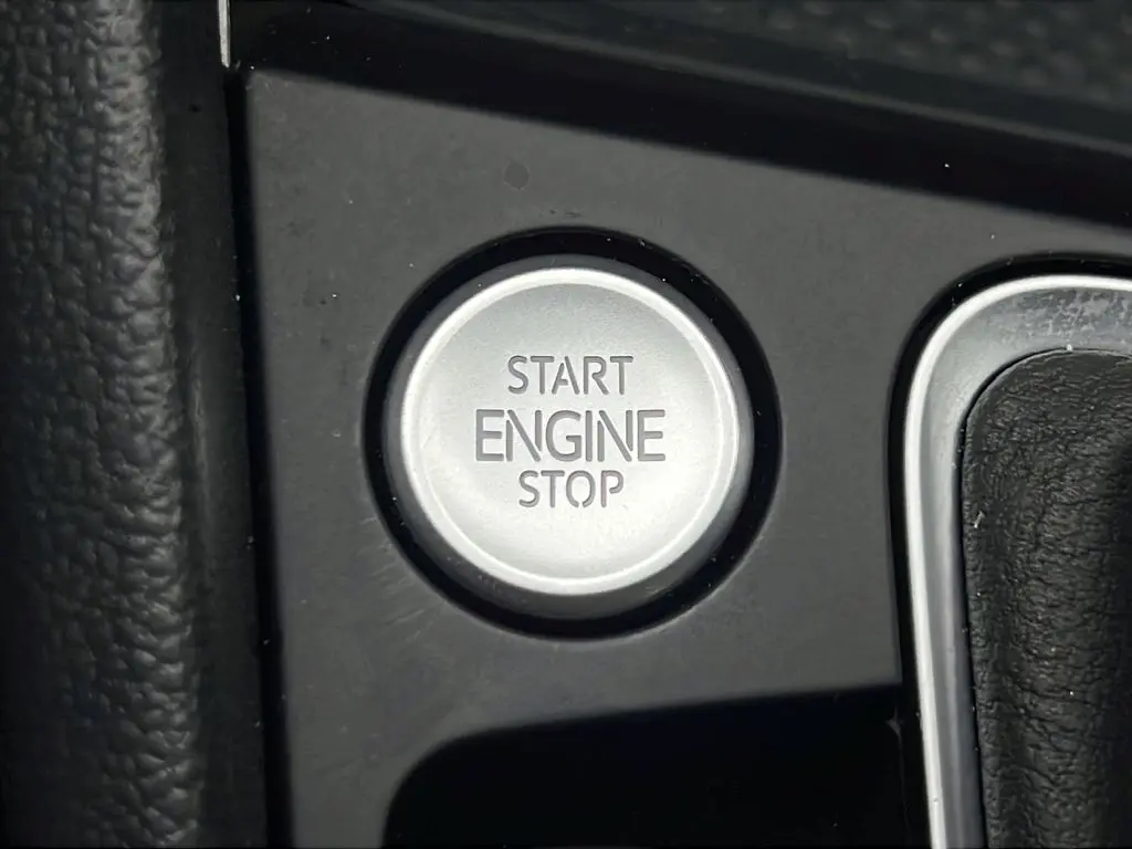 2025 Volkswagen Jetta - $23,500