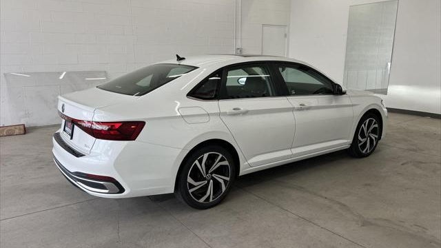 2025 Volkswagen Jetta SEL