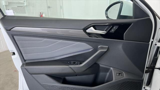 2025 Volkswagen Jetta SEL