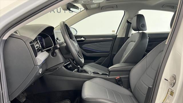 2025 Volkswagen Jetta SEL