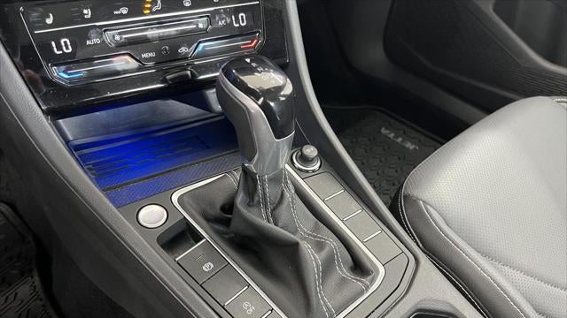 2025 Volkswagen Jetta SEL