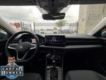 2025 Jetta Thumbnail 25
