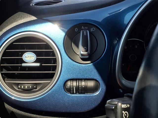 2016 Volkswagen Beetle - $11,989