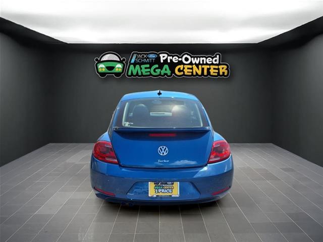 2016 Volkswagen Beetle - $11,989
