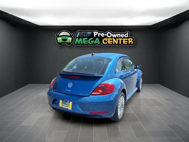 2016 Volkswagen Beetle - $11,989