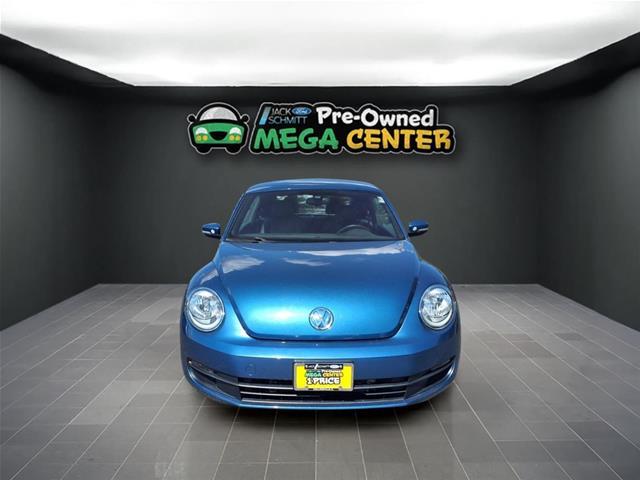 2016 Volkswagen Beetle - $11,989