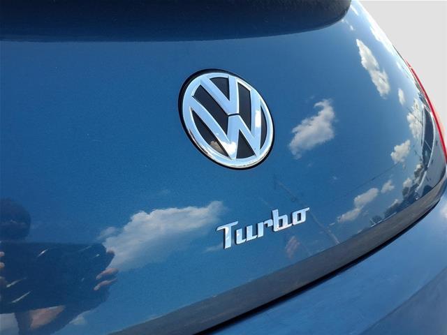 2016 Volkswagen Beetle - $11,989