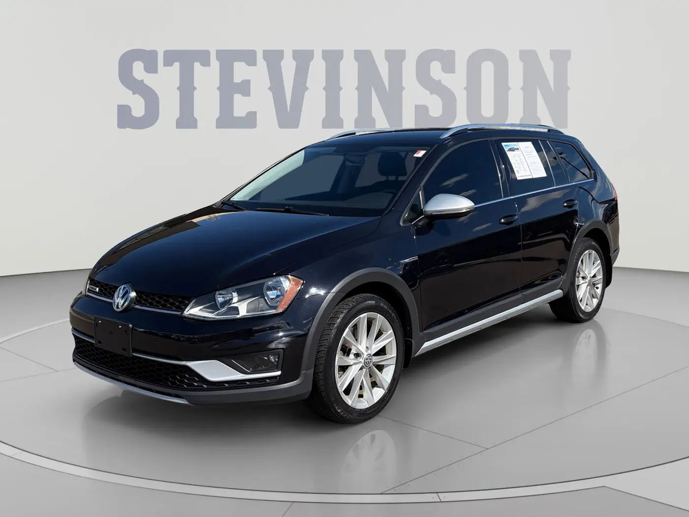 2017 Volkswagen Golf - $13,900