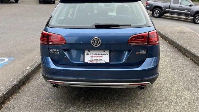 2017 Volkswagen Golf Alltrack TSI S 4Motion