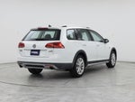 2017 Golf Alltrack Thumbnail 8