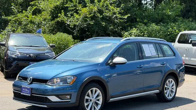 2017 Volkswagen Golf Alltrack TSI S 4Motion