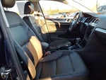 2018 Golf Alltrack Thumbnail 4