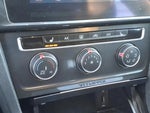 2018 Golf Alltrack Thumbnail 15
