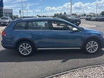 2017 Golf Alltrack Thumbnail 2
