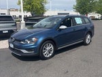 2017 Golf Alltrack Thumbnail 9
