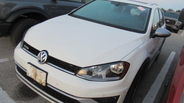 2017 Volkswagen Golf Alltrack TSI S 4Motion