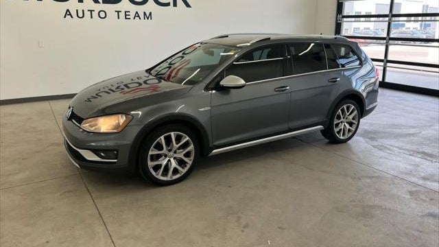 Preowned 2017 Volkswagen Golf Alltrack TSI S 4Motion for Sale