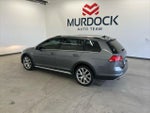 2017 Golf Alltrack Thumbnail 2