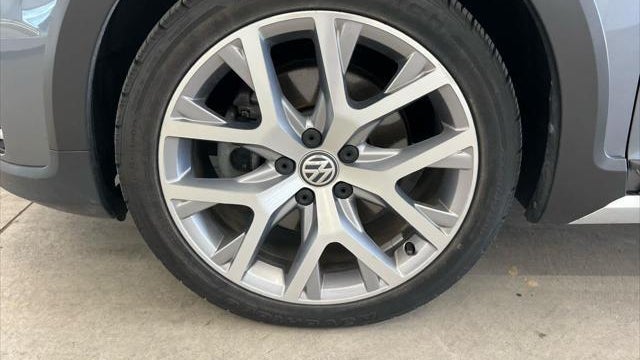 2017 Volkswagen Golf Alltrack TSI S 4Motion
