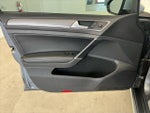 2017 Golf Alltrack Thumbnail 11