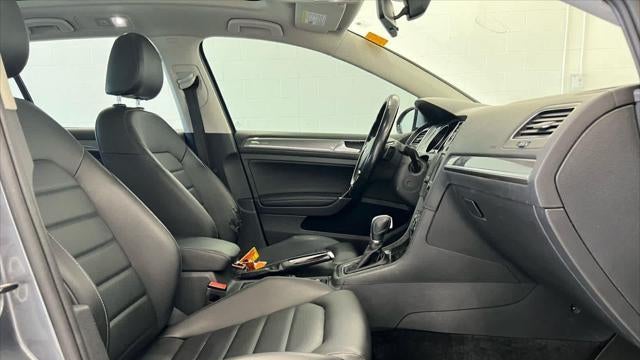 2017 Volkswagen Golf Alltrack TSI S 4Motion