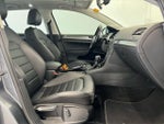 2017 Golf Alltrack Thumbnail 29