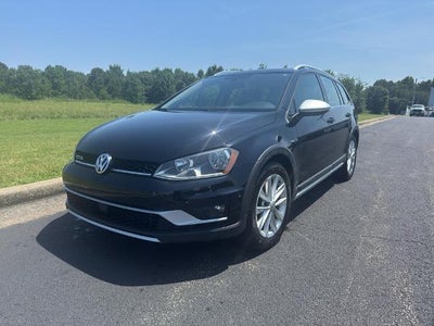 Photo of a 2017 Volkswagen Golf Alltrack AWD TSI S 4motion 4DR Wagon 6A for sale