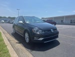 2017 Golf Alltrack Thumbnail 6