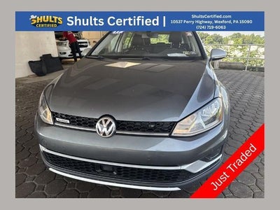 Photo of a 2017 Volkswagen Golf Alltrack AWD TSI S 4motion 4DR Wagon 6A for sale