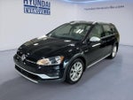 2017 Golf Alltrack Thumbnail 2