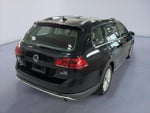 2017 Golf Alltrack Thumbnail 4