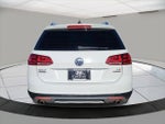 2017 Golf Alltrack Thumbnail 4