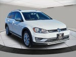 2017 Golf Alltrack Thumbnail 7