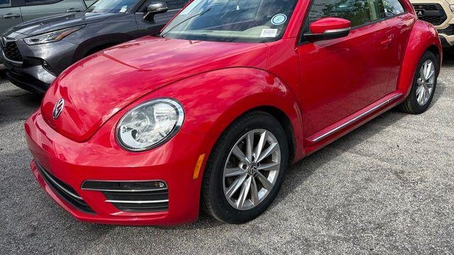 2017 Volkswagen Beetle 1.8T SE