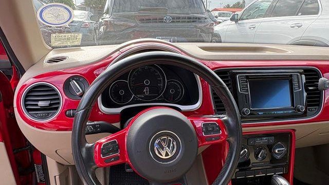 2017 Volkswagen Beetle 1.8T SE