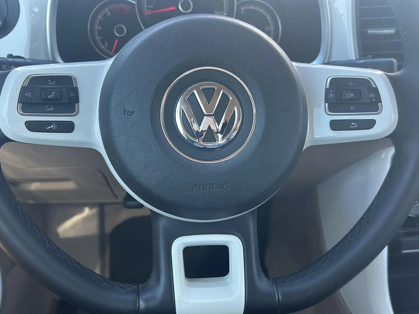 2017 Volkswagen Beetle - $16,725