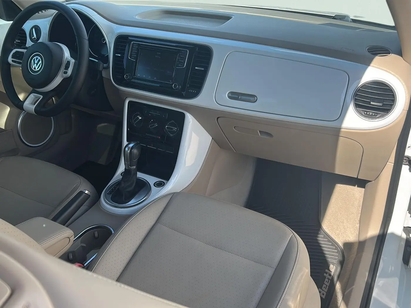 2017 Volkswagen Beetle - $16,725