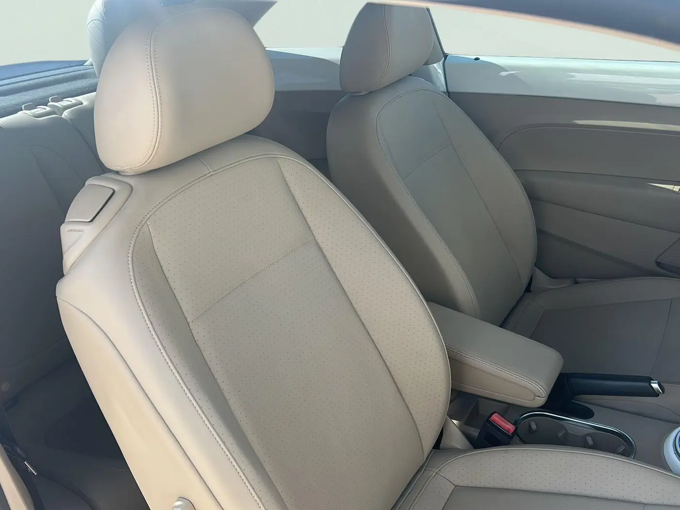 2017 Volkswagen Beetle - $16,725