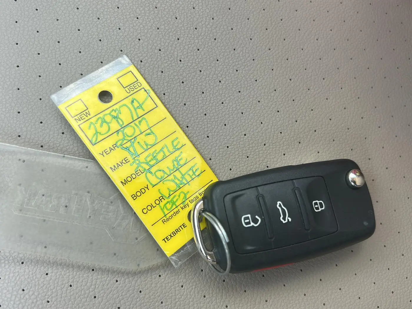 2017 Volkswagen Beetle - $16,725